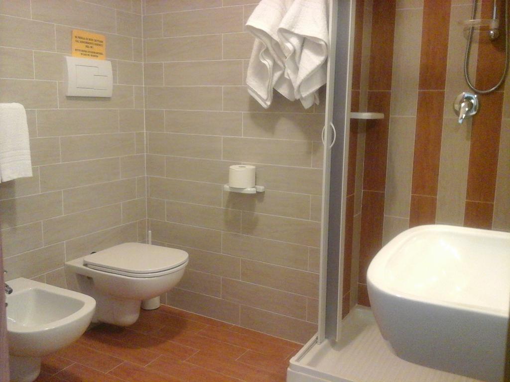Agriturismo Della Torre ペスキチ エクステリア 写真